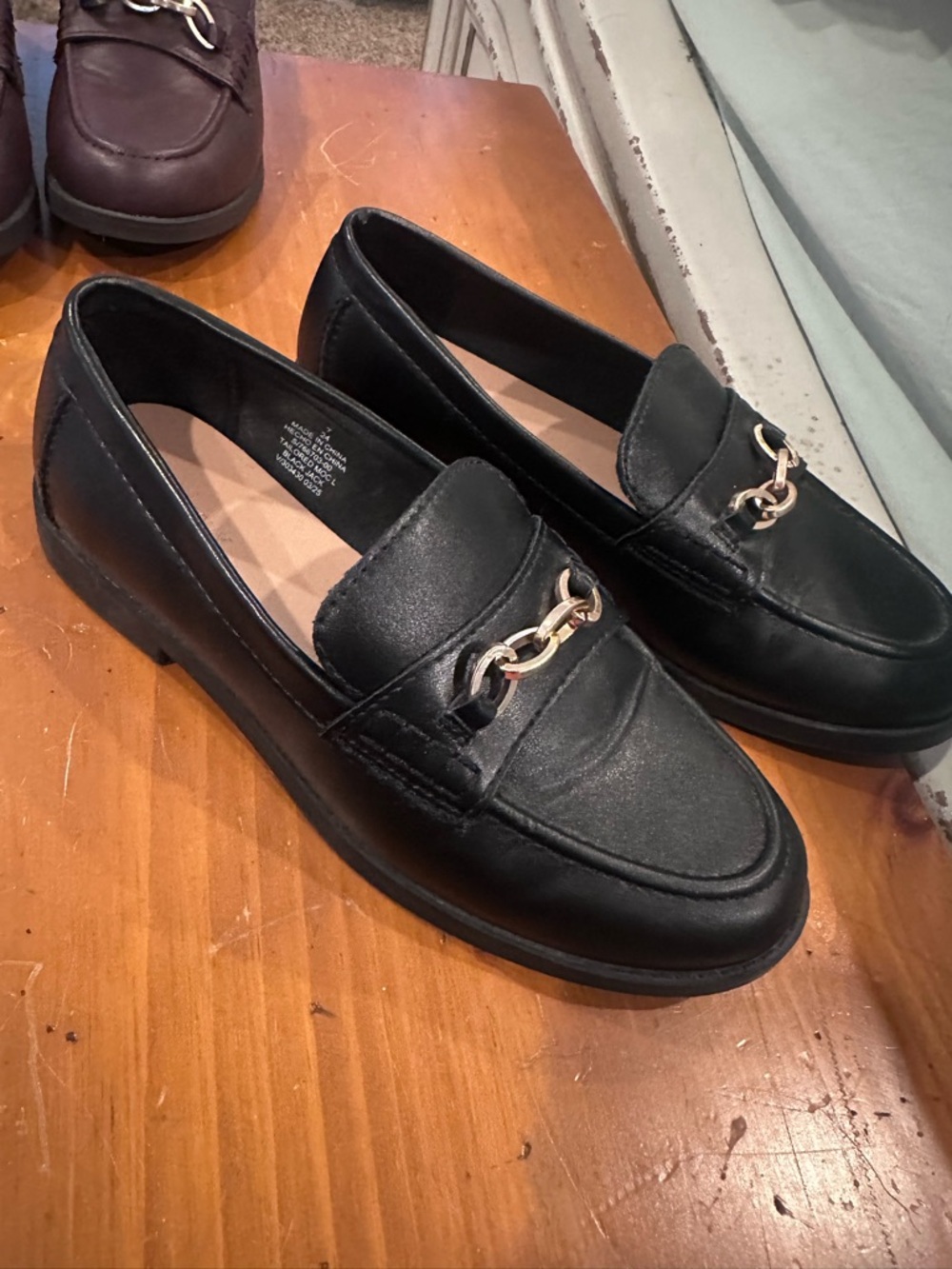 Old Navy Black Loafers with Gold Chain